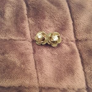Flower earrings